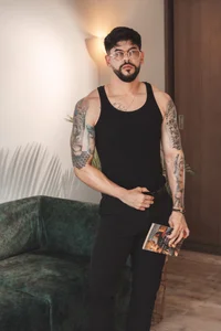 Petesevans An intellectual man Bilde 2