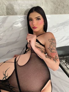 Isabel_Escorcia Your perfect sensual maid Immagine  3