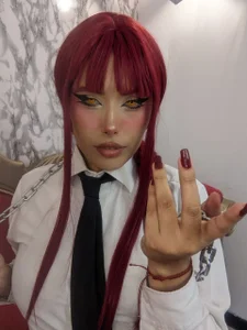 willow_poisson Makima Cosplay uwu Foto