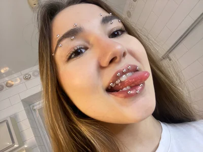 LeenaPuita How do you like my style? Pic 3