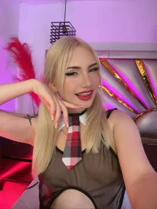 Mariluu_ your love honey Pic