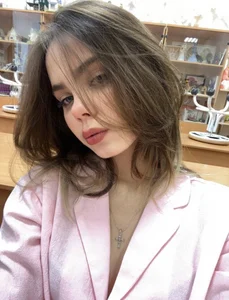 PinkiRay Public Pic 3