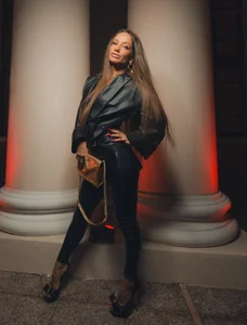 Alisa_RubyPublic图片 2