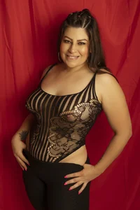 Miss_Pawi Enjoy my body Pic 3