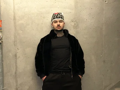 hyper_syren Dark night Bilde 3