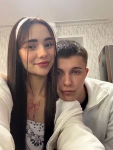 I'm with my friend Sofia. od DenisSofiaa  9 snímek