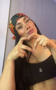 Millie_bobby Public Pic 4