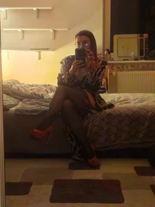 VanessaHard Public Foto