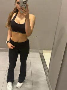 MiuuBellebunny Gym outfit💪🏻 - {count, plural, one {תמונה אחת} two {שתי תמונות} many {# תמונות} other {# תמונות}}