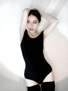 Stay still… eyes on me… and breathe. de Edranah Foto 3