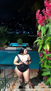 kiana_cream More of my birthday 🎈 Hình 5