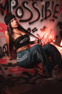 Charlotte_Ice1 graffiti sexy girl Foto 6
