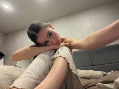 Too Hot For The Main Feed de AnabelHun  3 Imagens