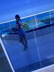 Bubalu_Uwwu Amy met the ocean: thanks for everything, my tippers. Pic 8