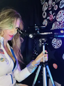 TheDime Out Of This World 🌎 2023 Pic 5