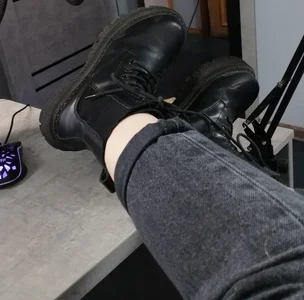 VeliraBraitberg kullanıcısının For those who asked about my shoes and boots albümü -  3 fotoğraf