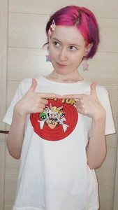 Fuzzy_Unicorn 💫Just shy girl… and her clips and earrings Bilde