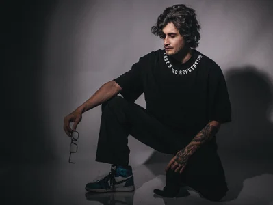 Loggan_donnellyのstreet boyの 3枚の写真