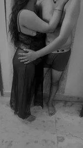 Rinki_sexy_ Public Foto 8