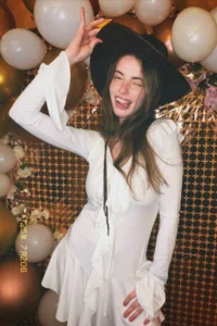 CarolSutton Public Gambar 4