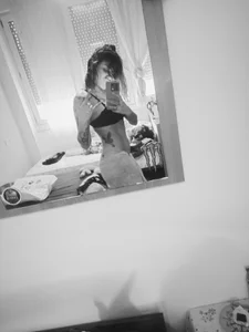 velvet__G's Black and white 🖤🤍🐼 Sex Photo 1