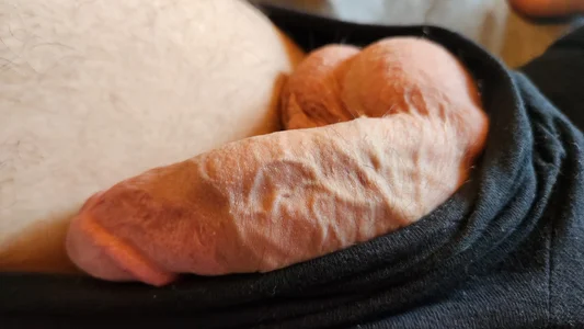 Wanna see my cock? de ShyButBrickedUp  photos