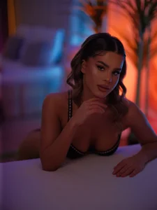 NikiPearl black is the new white  2. fénykép