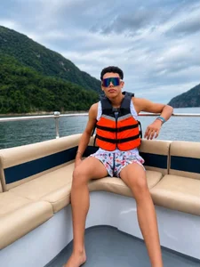 Thiago💛 de HORNY_PRETTY  Imagens