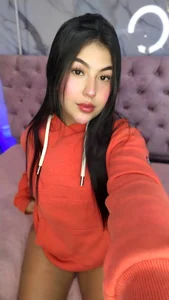 AbrilQuintana_ Public 圖片 8