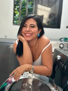 KendalMilleer Wet day in laundry 💦🔥 Immagine 