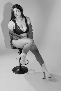 New pictures 🖤✨ de Evelynn Foto 6