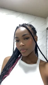 Lunna_thomson001 Public Foto