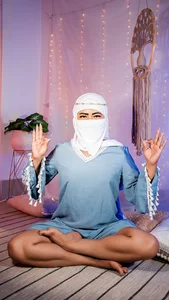 jazmin_anbar MEDITATION Pic 3