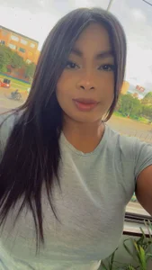 _caroline_jackson_ Selfies ⭐ Immagine  9