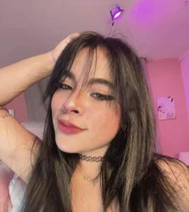 sophie_banks___ Hi 💜 Εικόνα