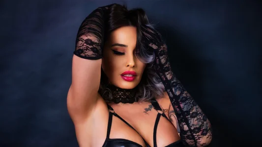 Whispers in Lace de IssaSmith  5 Imagens