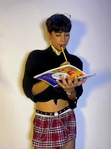spicy_adonhis Sensual student Immagine 