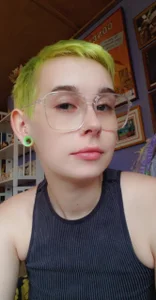 echo_elfs Lil Old Me sexfoto 1
