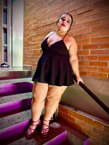 Katecurvy_hot69 Ready to grant all your forbidden desires 👘😈 зображення 4