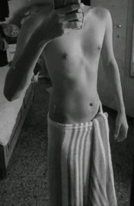 skinnyyyyyyyyy Public Gambar