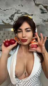 VioletVIP Which Ones Would You Choose? 😈🐣 圖片 8