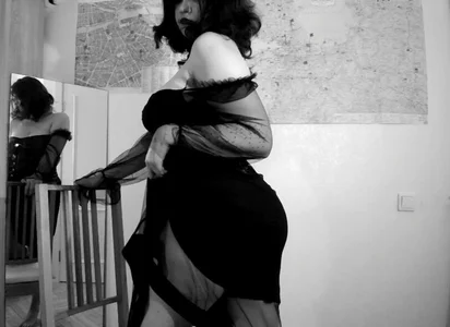 Laura_Karamazov Public Billede 5