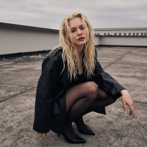 Kate_Krose Public  5টি ছবি