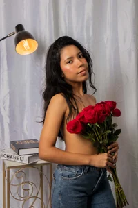 emily_sweett24 emily pink Pic 3