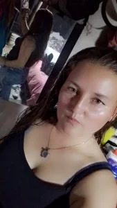 Irisbeth_Rose Public Εικόνα