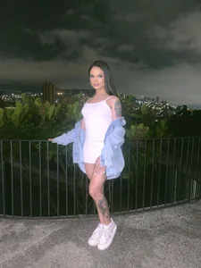 Playwithlulut_777 Public Pic 3