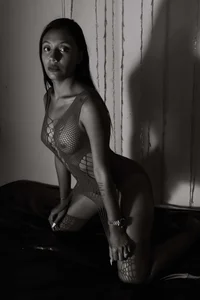 naomi_kyse I want to please you💋🍒🍷🍑 Pic 4