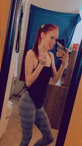 darkbookbabe420 Public Pic 8