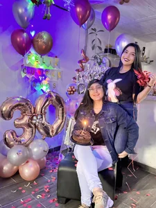 PamelaFtMia's photo
