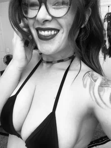 TheLenaAdams Public Pic 4